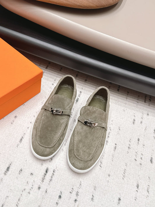 HM 26s Kelly Paris Loafers Oliver Green Suede Silver Hardware