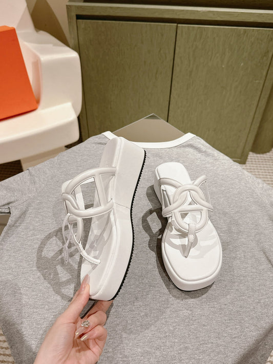 HM Gipsy Sandals 50mm White Sheepskin 484756