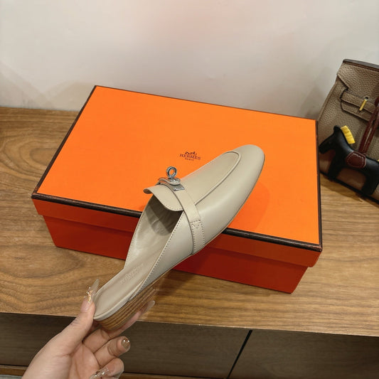 HM 26s Kelly Mule In Beige Calfskin Silver Hardware