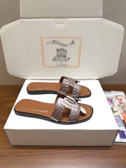 HM Sandal Silver Brown in Snakeskin 788517