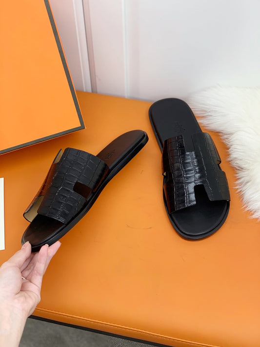 HM IZMIR SANDAL BLACK CROCODILE EMBOSSED CALFSKIN