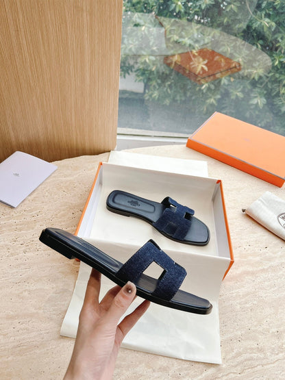 HM 25 Oran Sandal Dark Blue Calfskin Denim