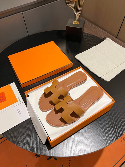 0RAN SANDAL Leather Brown