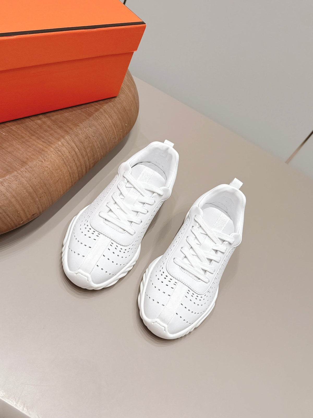 HM 26s Trail Sneakers In White Perforated Calfskin