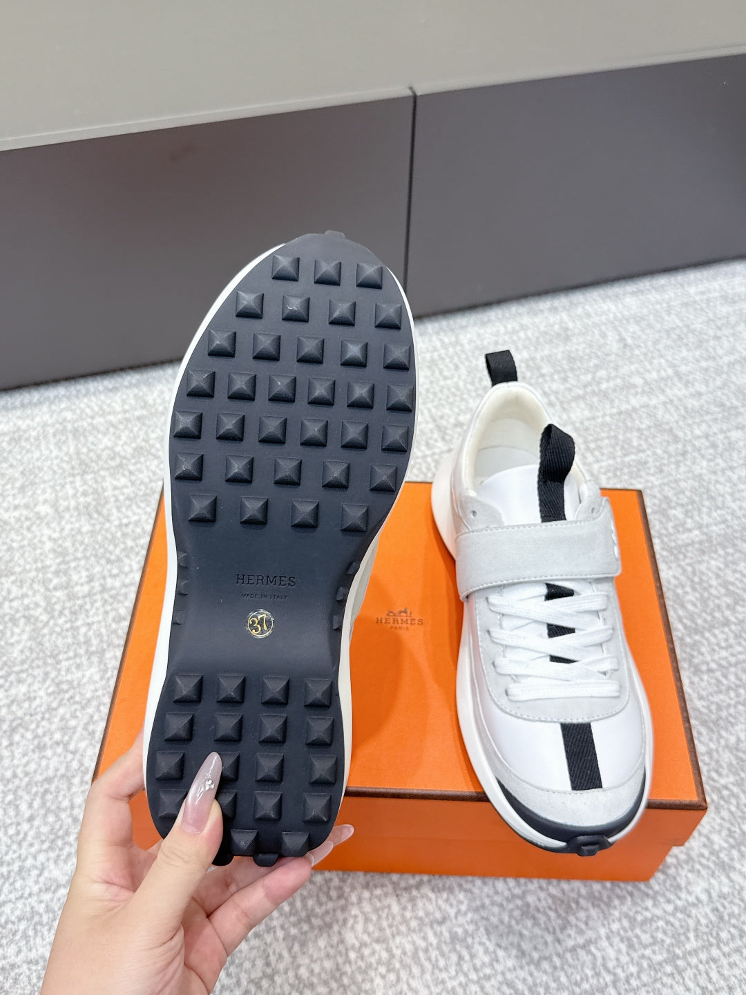 HM 25s Loop Sneaker Gray White  Suede Lamskin 462188
