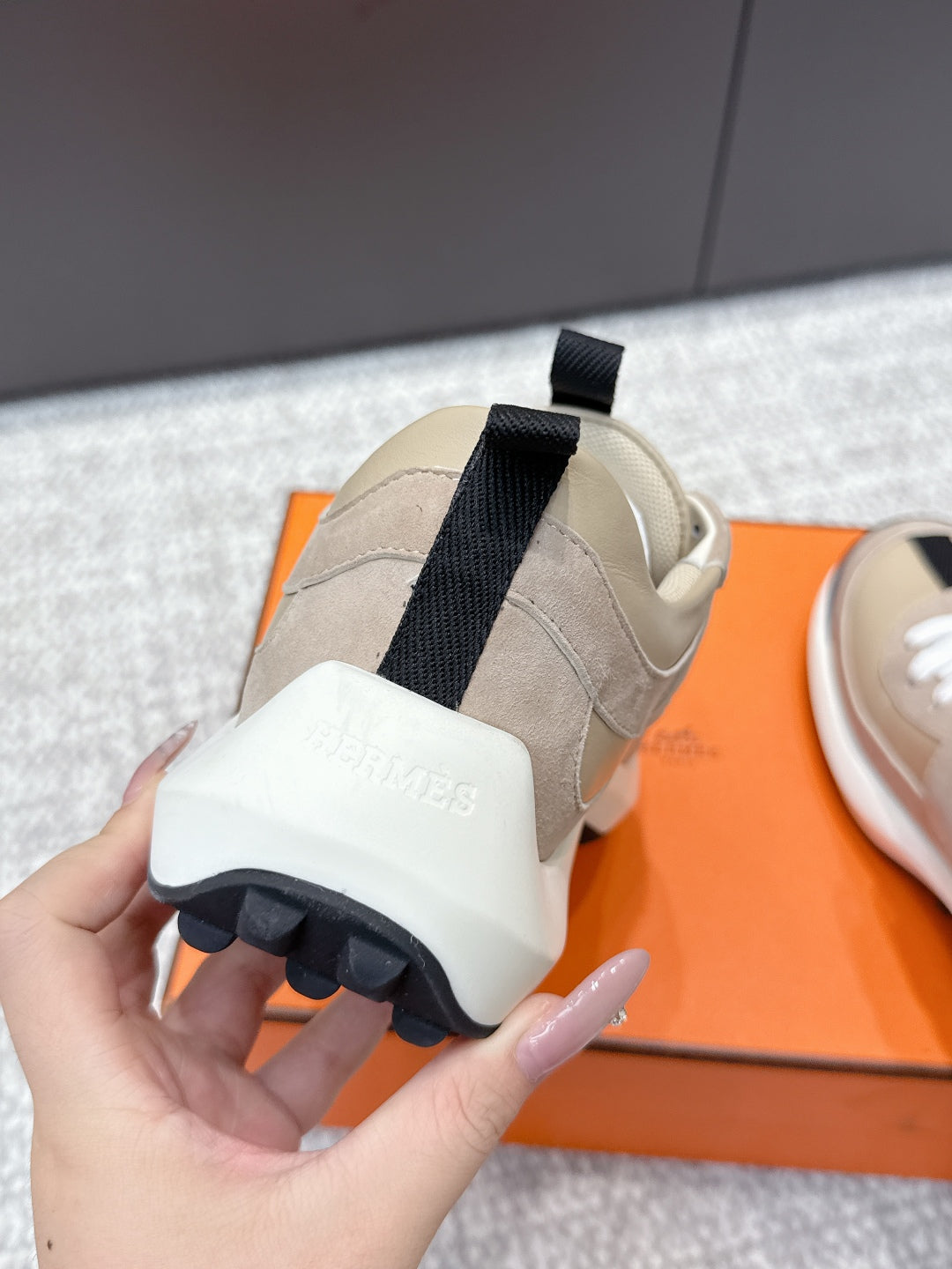 HM 25s Loop Sneaker Beige Galet Suede Lamskin 462190