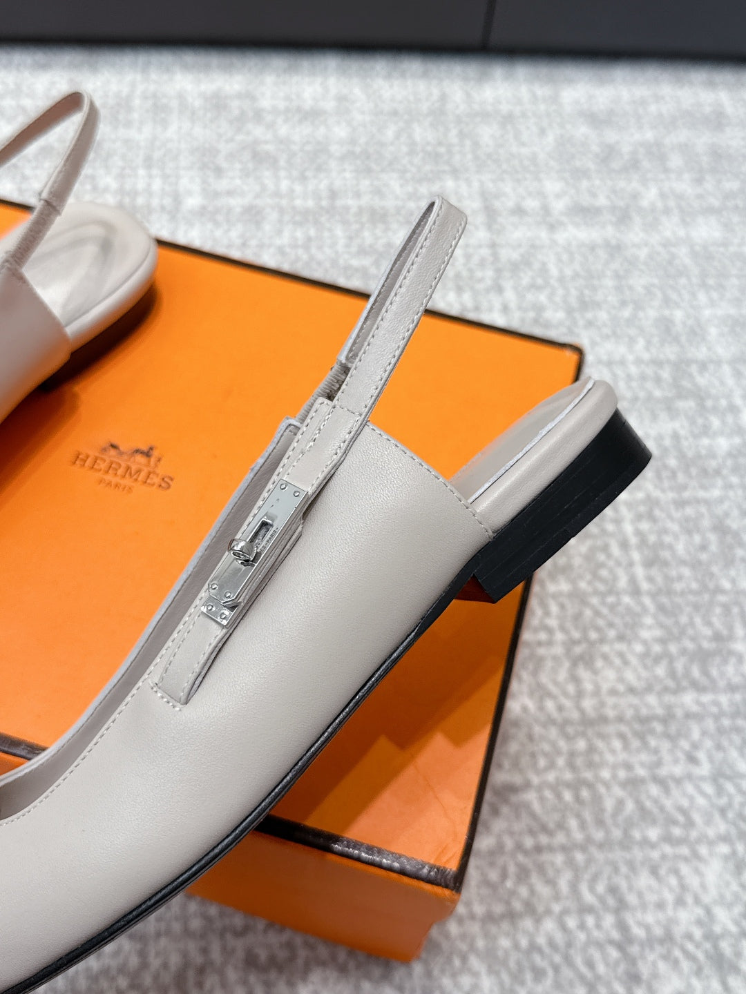 HM Lover Slingback Taupe Grey Calfskin 461887