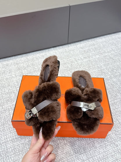 HM 25s H Shaped Slipper with Buckle Dark Brown Shearling 462194