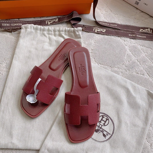 HM 26s Oran Sandal Burgundy Espom Goatskin 724268