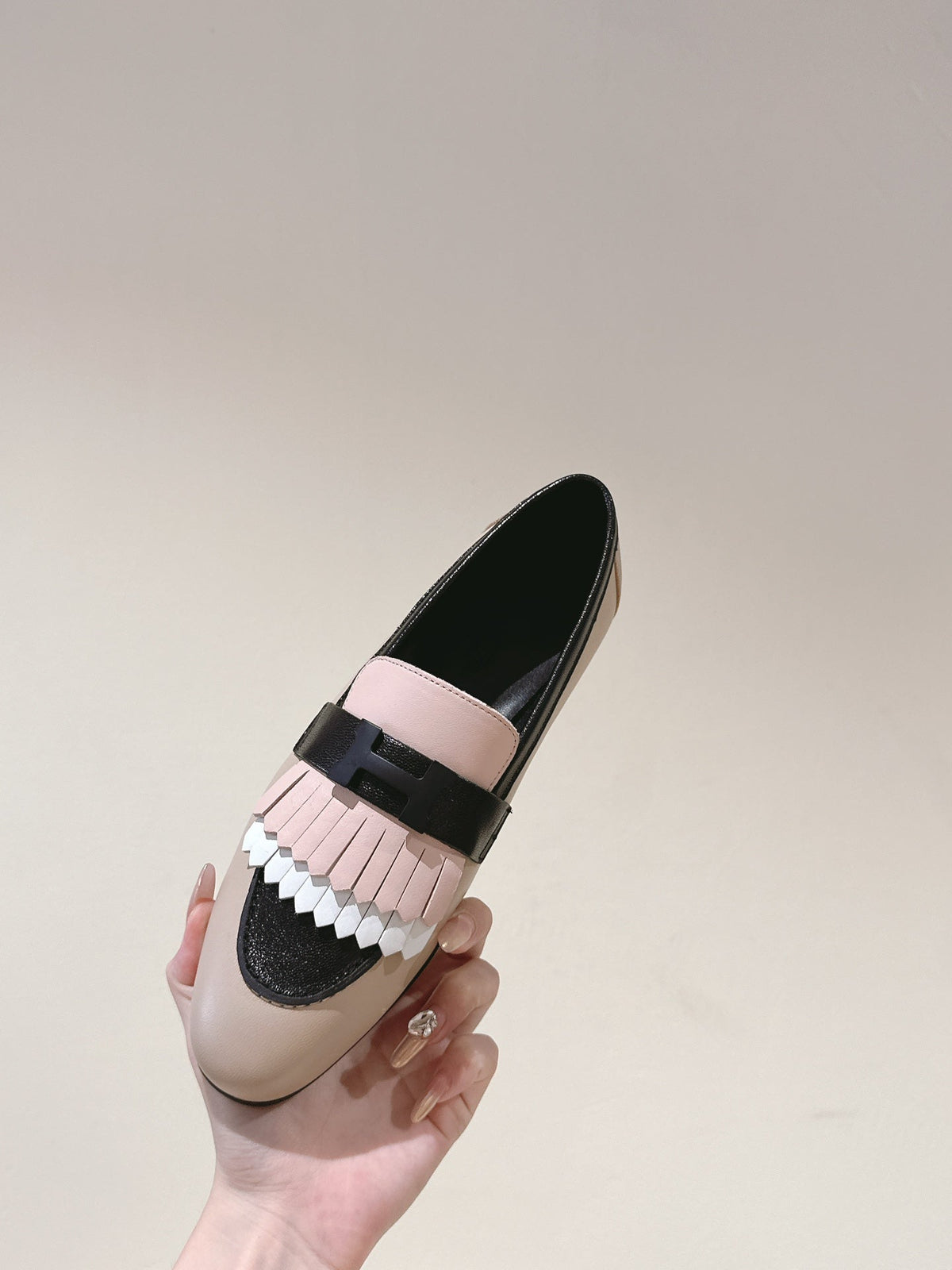 HM Mocassins Royal Loafers Black Beige Sheepskin 445009