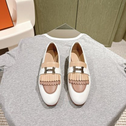 HM Mocassins Royal Loafers White Beige Sheepskin 445010