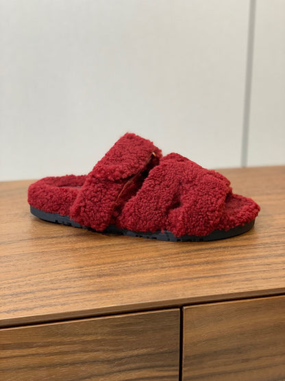 HM Chypre Sandal In Red Lamb Wool 984177