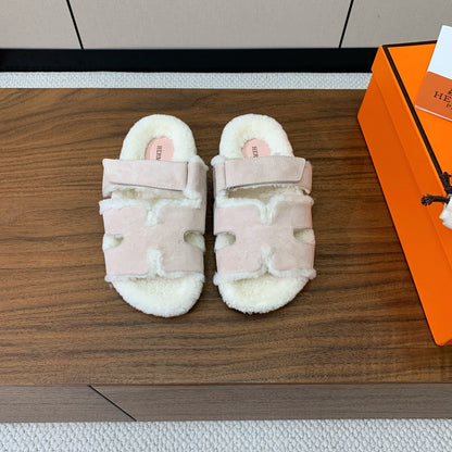HM Chypre Sandal In Light Pink Mix White Fleece And Suede  984194