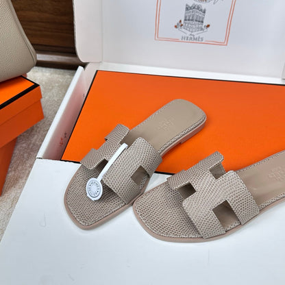 HM Oran Sandal Light Taupe Embossed Lizard Leather 802376