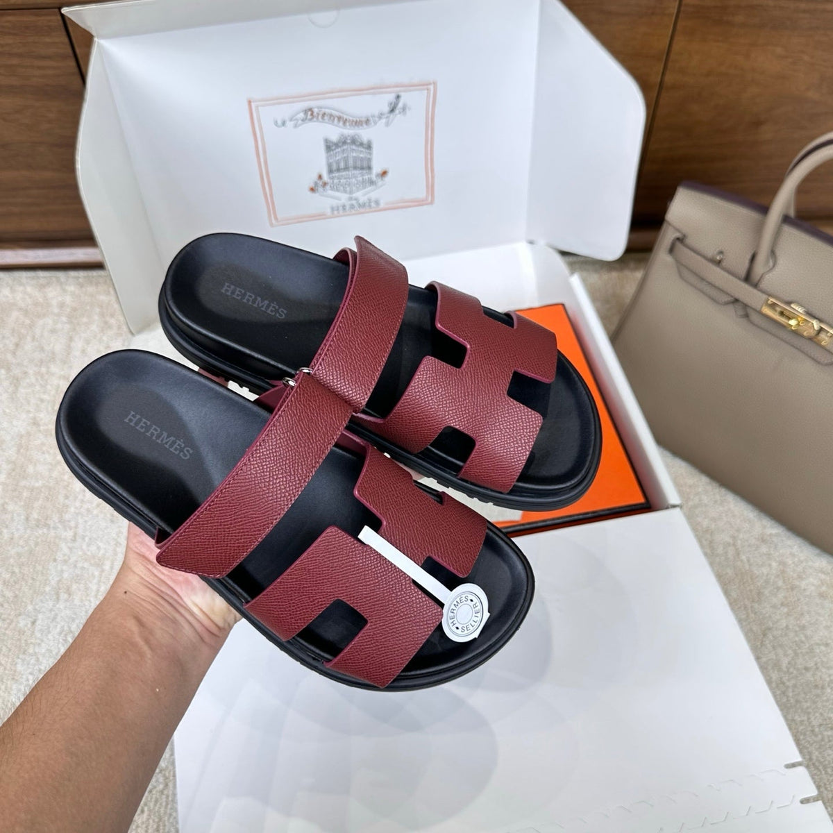HM Chypre Sandal Black Burugndy Espom Leather 862391
