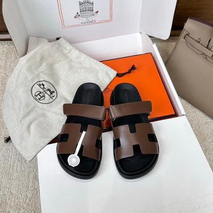 HM Chypre Sandal Black Coffee Leather 862401