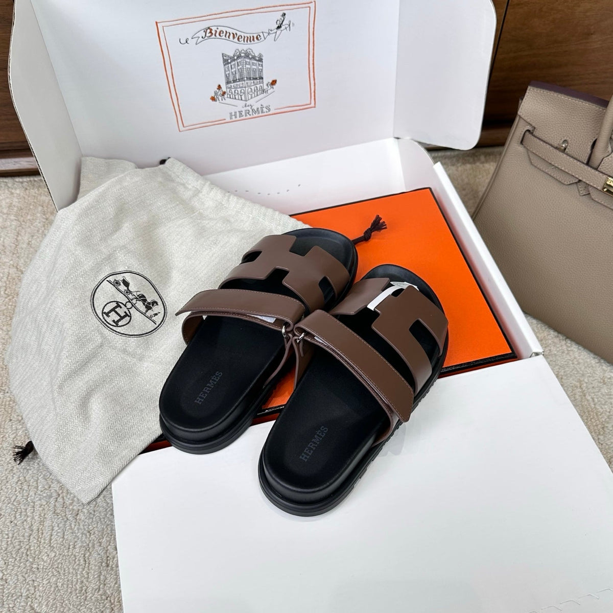 HM Chypre Sandal Black Coffee Leather 862401