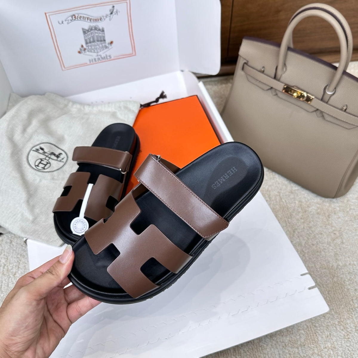 HM Chypre Sandal Black Coffee Leather 862401