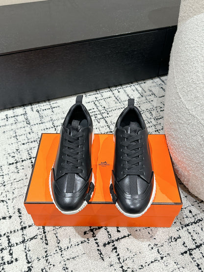 HM Jump Sneaker In Black Cowhide 985308