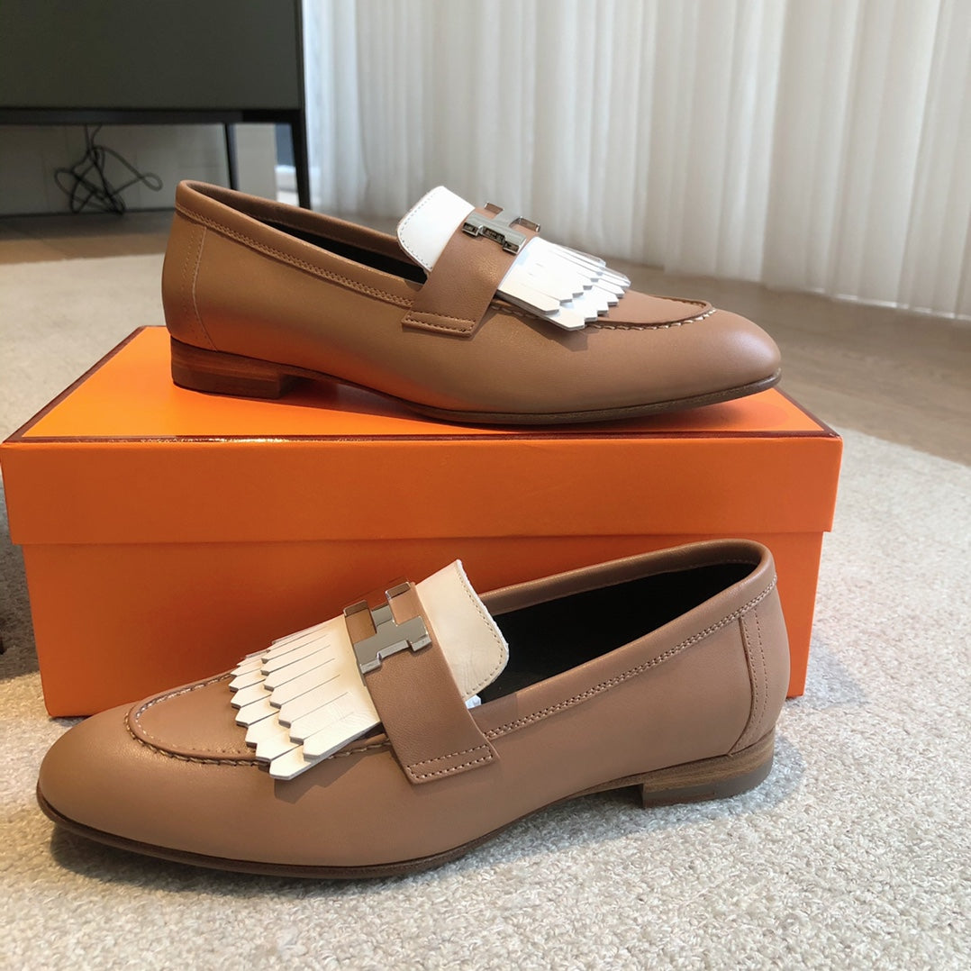 Royal Loafer Gold Mix White Calfskin With Fringe Detail And Silver Signature Buckle 509414