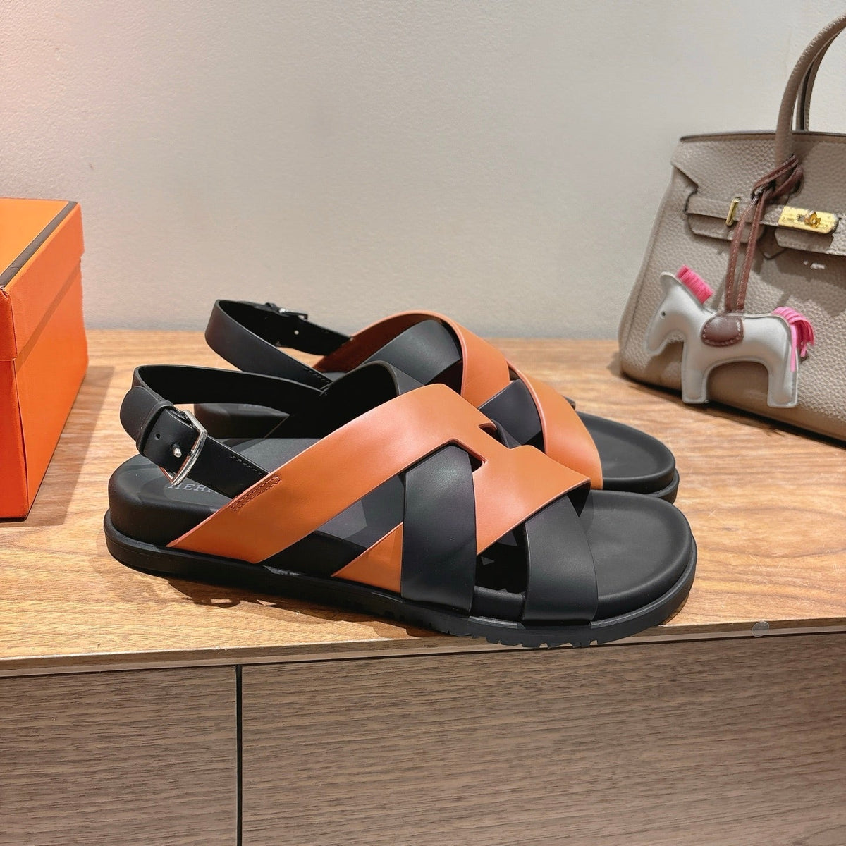 HM 25 Heracles Sandal Black Brown Calfskin