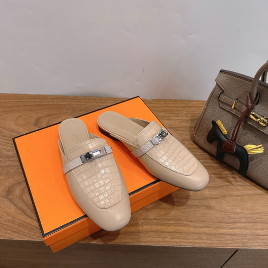 HM 26s Kelly Mule In Light Beige Crocodile-Embossed Calfskin Silver Hardware