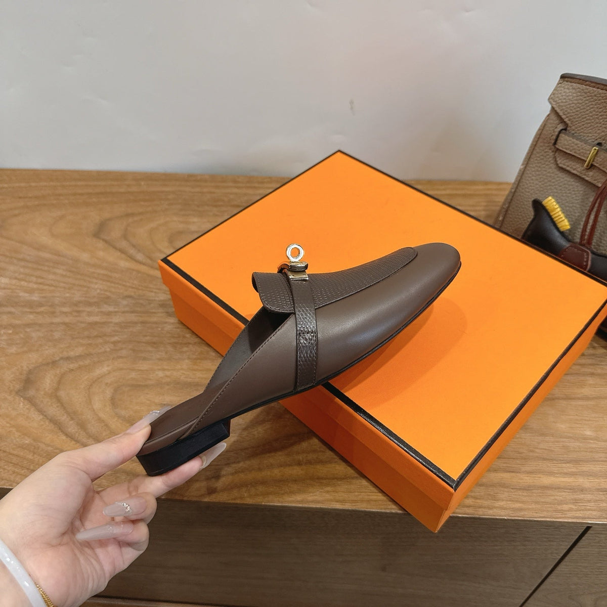 HM 26s Oz Mule In Brown Chocolate Calfskin Gold Hardware
