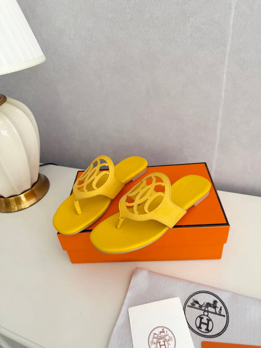 HM Mage Sandal Yellow Lambskin 605905