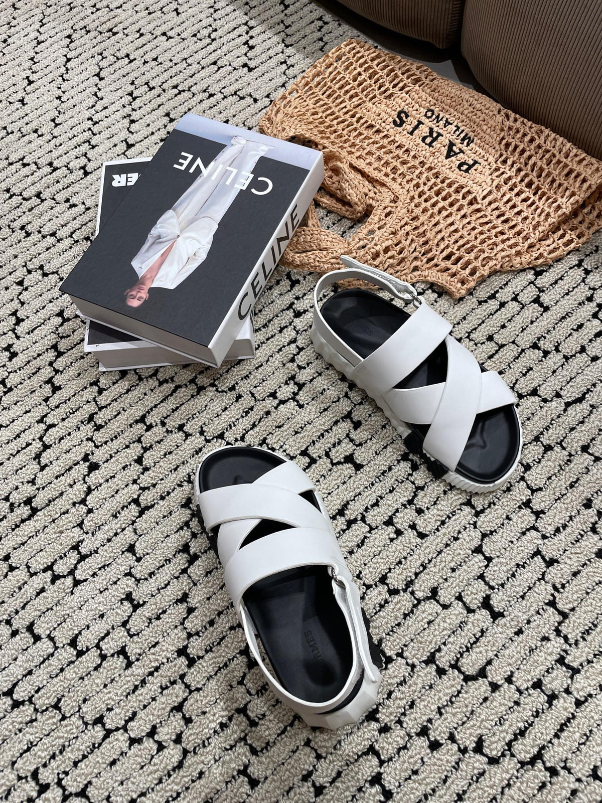 ELECTRIC SANDAL BLACK MIX CREAMY WHITE CALFSKIN