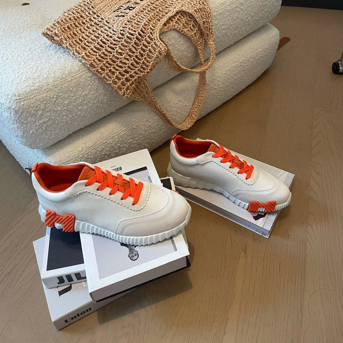 HM Bouncing 35 Sneakers White Goatskin & Suede Goatskin H Orange