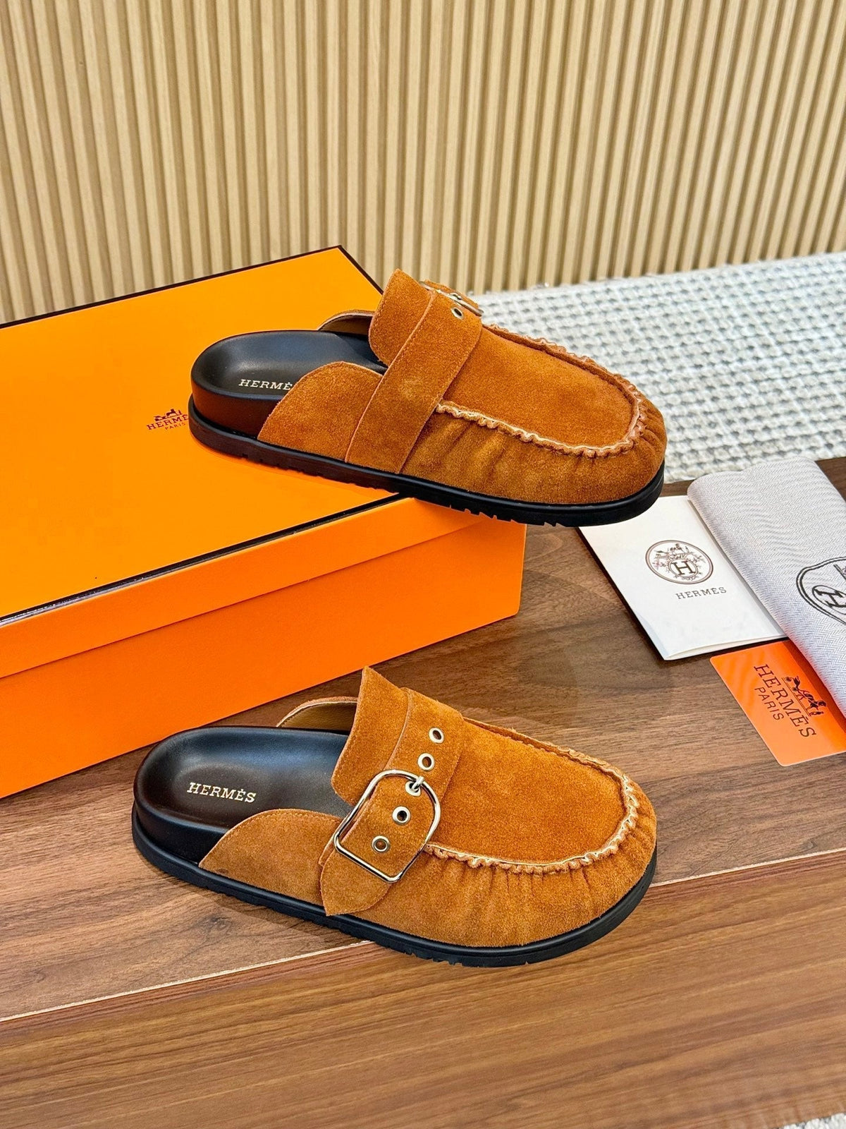 HM 2025 Key Mule Brown Orange Suede 294346