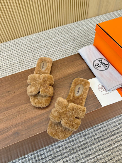 HM Oran Sandal Brown Caramel Wool  543690