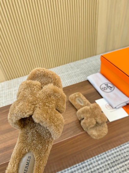 HM Oran Sandal Brown Caramel Wool  543690