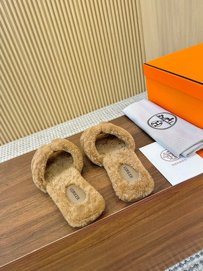 HM Oran Sandal Brown Caramel Wool  543690