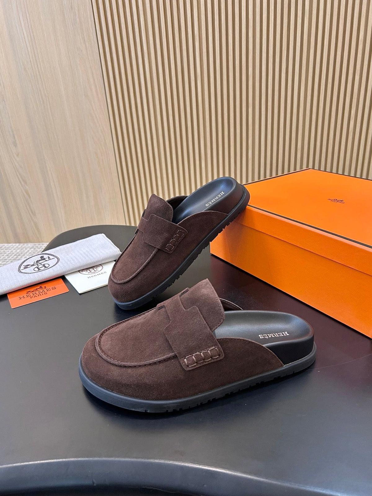 HM 26H Go Mule Coffee Suede 799292