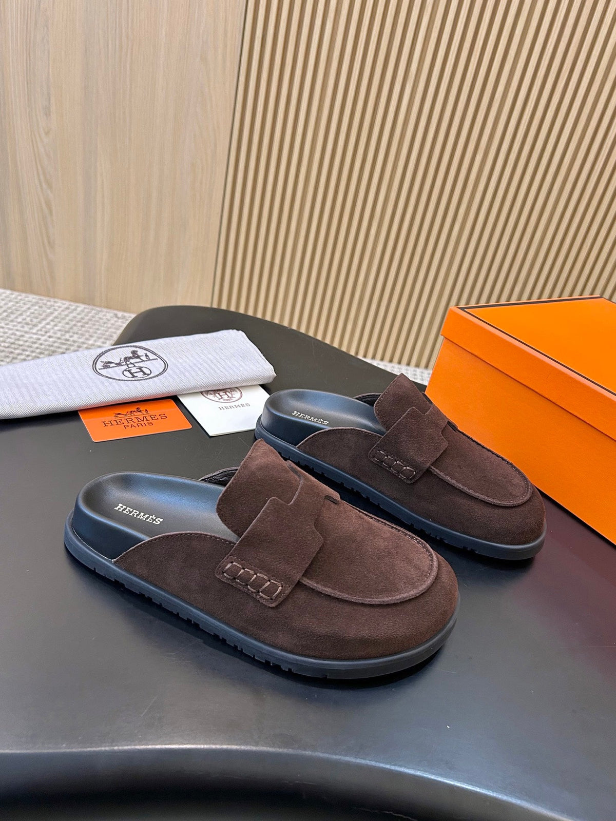HM 26H Go Mule Coffee Suede 799292