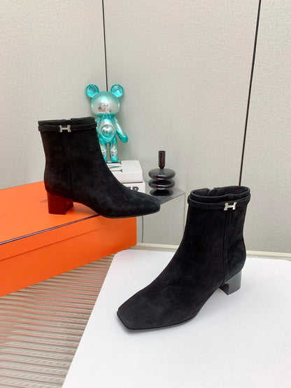 HM Hommage Ankle Boot Black Suede 971355