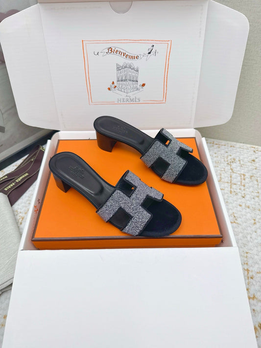 HM Oasis Sandals with Rhinestone Black Cowhide 625267