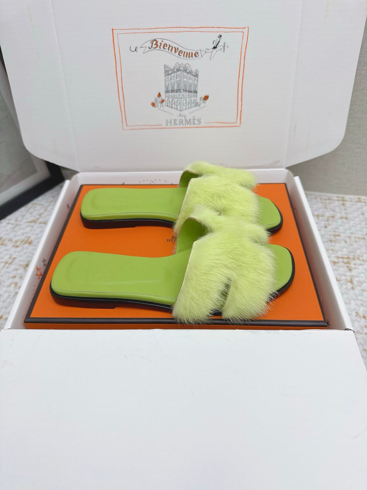 HM 25 Oran Green Colorful Fur Leather 732857
