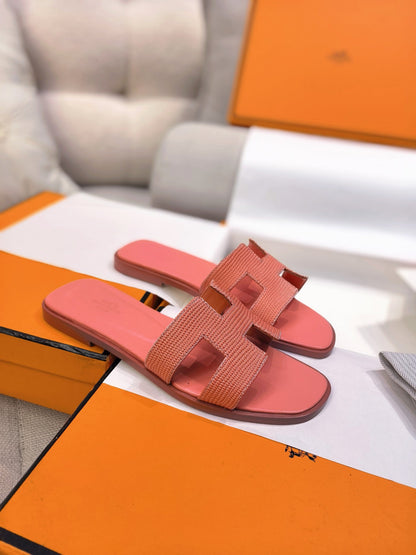 HM 26s Oran Sandal Jaipur Pink Epsom 708455