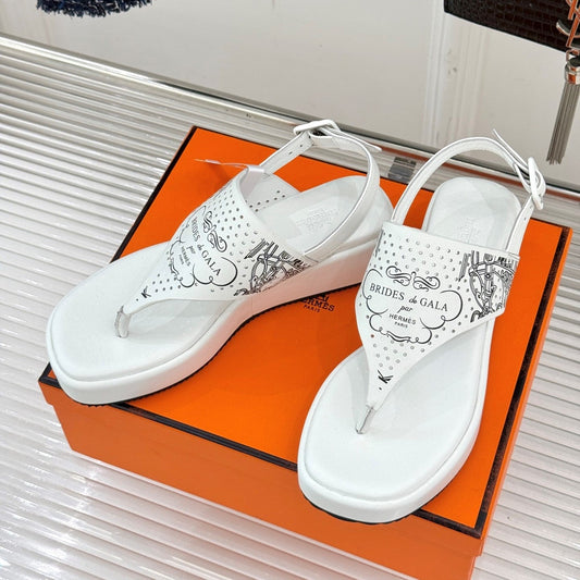 HM 26s Sandales 4.5cm Karima White Sheepskin 675648