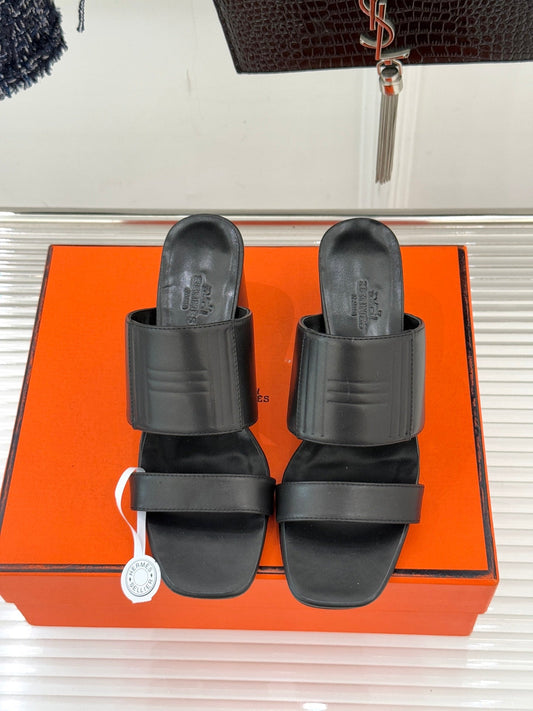 HM 26WF Monica 60 Sandal Black Sheepskin 642861