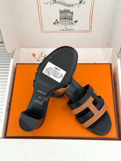 HM 26s Strappy Sandals Black Brown Sheepskin 905787