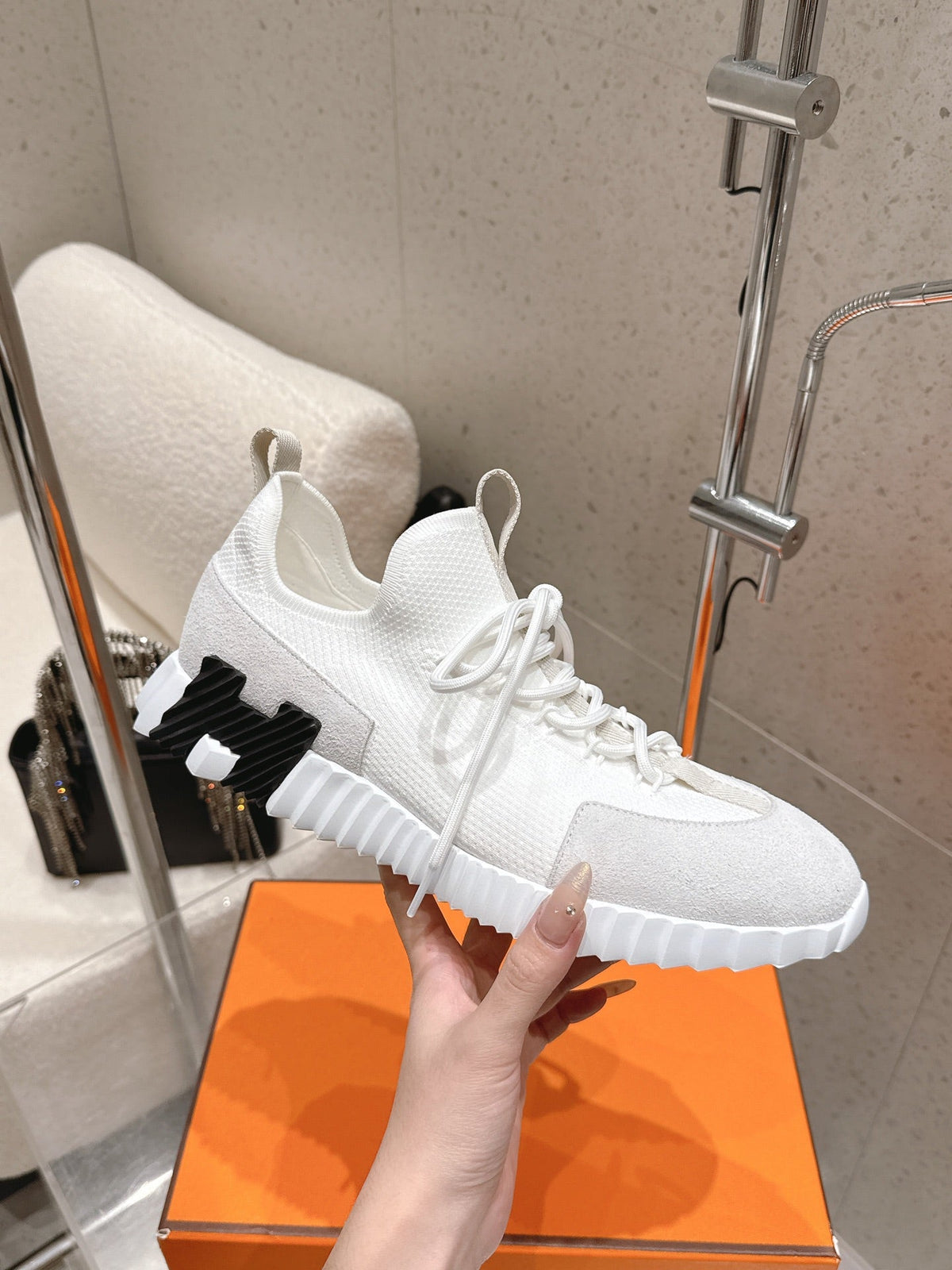 HM Lift Slip-On Sneaker White Orange Black Fabric Suede 608248