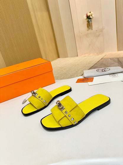 HM 26s Giulia Sandal In Yellow Suede And Calfskin Silver Hardware