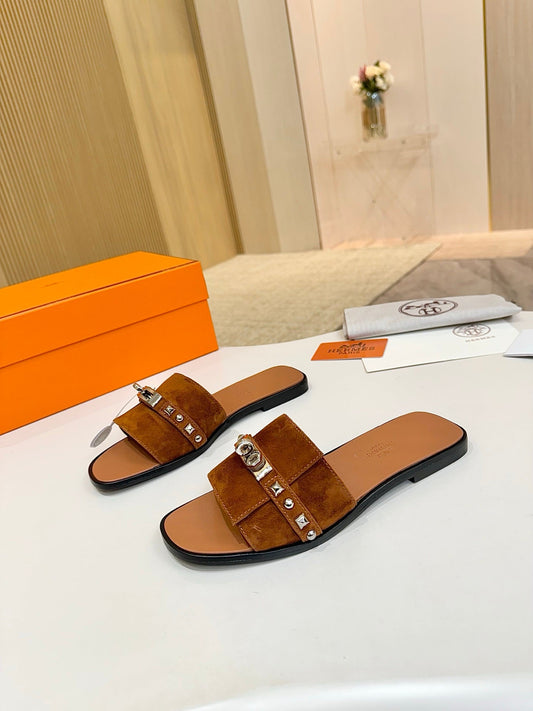 HM 26s Giulia Sandal In Caramel Brown Suede And Calfskin Silver Hardware