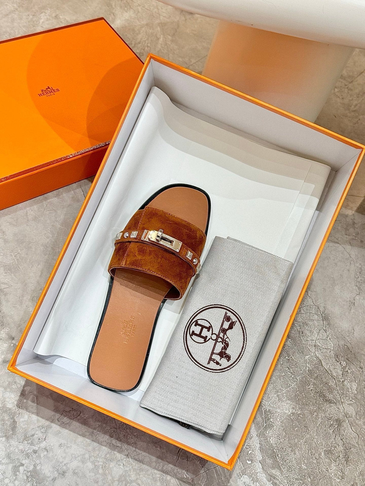 HM 26s Giulia Sandal In Caramel Brown Suede And Calfskin Silver Hardware