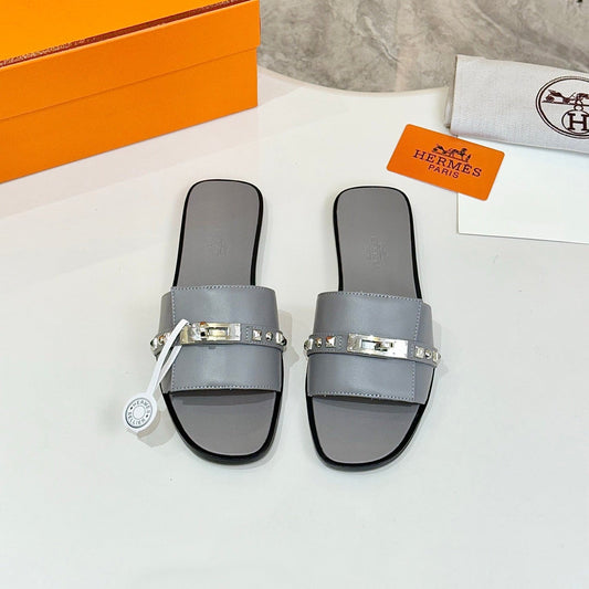 HM 26s Giulia Sandal In Grey Calfskin Silver Hardware