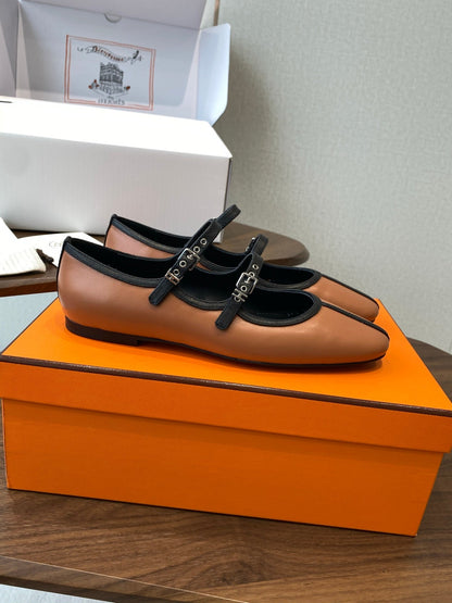 HM 25s Mary Jane Double Strap Camel Black Calfskin 422564