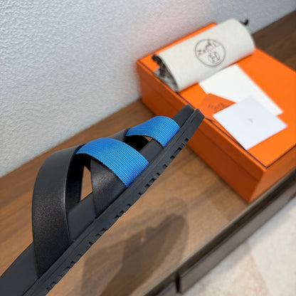 HM 26S Kazimir Sandal In Black Calfskin And Blue Fabric